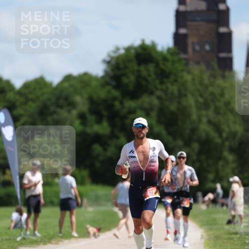 21.06.2026 - Viking Triathlon Michael Strokosch http://msf.ph/oto/9831924 21.06.2026 12:50:22 Laufen 104, 145, 422 meine-sportfotos.de