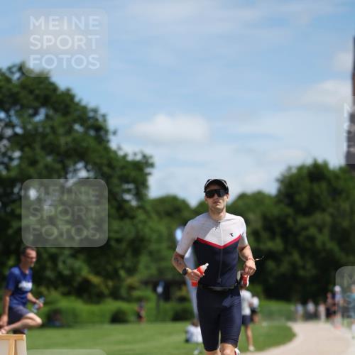 21.06.2026 - Viking Triathlon Michael Strokosch http://msf.ph/oto/9831985 21.06.2026 12:52:21 Laufen 579 meine-sportfotos.de