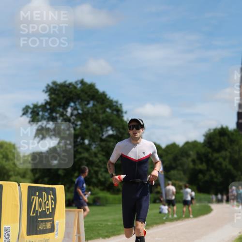 21.06.2026 - Viking Triathlon Michael Strokosch http://msf.ph/oto/9831988 21.06.2026 12:52:22 Laufen 579 meine-sportfotos.de