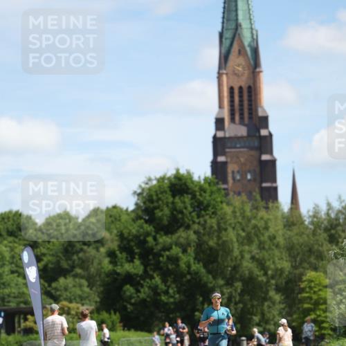 21.06.2026 - Viking Triathlon Michael Strokosch http://msf.ph/oto/9831997 21.06.2026 12:52:28 Laufen 447 meine-sportfotos.de