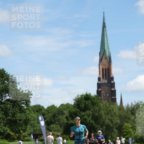 21.06.2026 - Viking Triathlon Michael Strokosch http://msf.ph/oto/9832001 21.06.2026 12:52:33 Laufen 447 meine-sportfotos.de