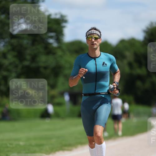 21.06.2026 - Viking Triathlon Michael Strokosch http://msf.ph/oto/9832006 21.06.2026 12:52:35 Laufen 27, 265, 447 meine-sportfotos.de