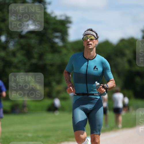 21.06.2026 - Viking Triathlon Michael Strokosch http://msf.ph/oto/9832007 21.06.2026 12:52:36 Laufen 27, 265, 447 meine-sportfotos.de