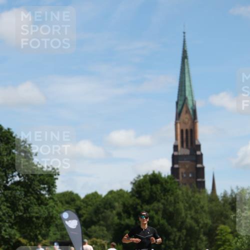 21.06.2026 - Viking Triathlon Michael Strokosch http://msf.ph/oto/9832056 21.06.2026 12:53:35 Laufen 446 meine-sportfotos.de