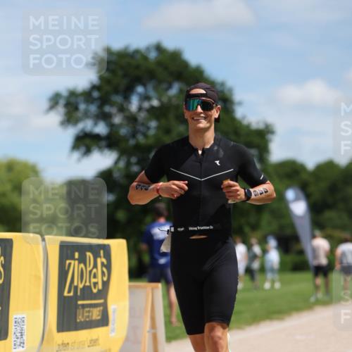21.06.2026 - Viking Triathlon Michael Strokosch http://msf.ph/oto/9832066 21.06.2026 12:53:39 Laufen 446 meine-sportfotos.de