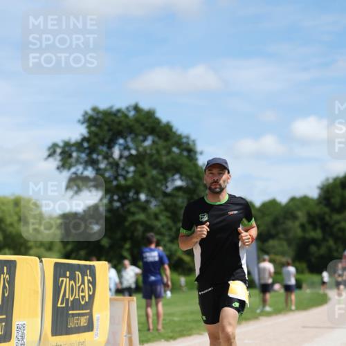 21.06.2026 - Viking Triathlon Michael Strokosch http://msf.ph/oto/9832075 21.06.2026 12:53:59 Laufen 114, 610 meine-sportfotos.de