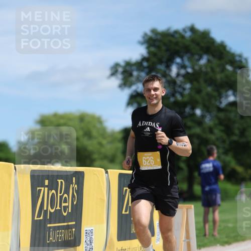 21.06.2026 - Viking Triathlon Michael Strokosch http://msf.ph/oto/9832098 21.06.2026 12:54:12 Laufen 360, 432, 626 meine-sportfotos.de