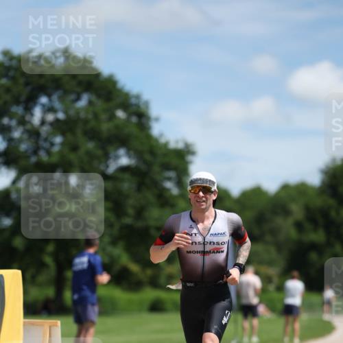 21.06.2026 - Viking Triathlon Michael Strokosch http://msf.ph/oto/9832130 21.06.2026 12:54:28 Laufen 1, 667 meine-sportfotos.de