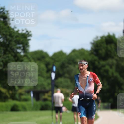 21.06.2026 - Viking Triathlon Michael Strokosch http://msf.ph/oto/9832140 21.06.2026 12:54:42 Laufen 49 meine-sportfotos.de