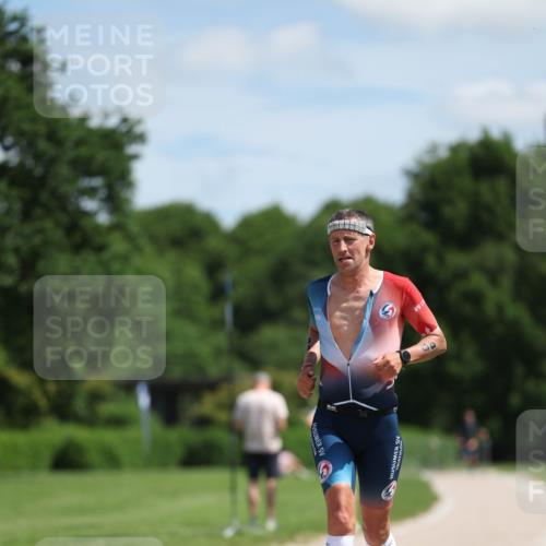 21.06.2026 - Viking Triathlon Michael Strokosch http://msf.ph/oto/9832142 21.06.2026 12:54:43 Laufen 49 meine-sportfotos.de