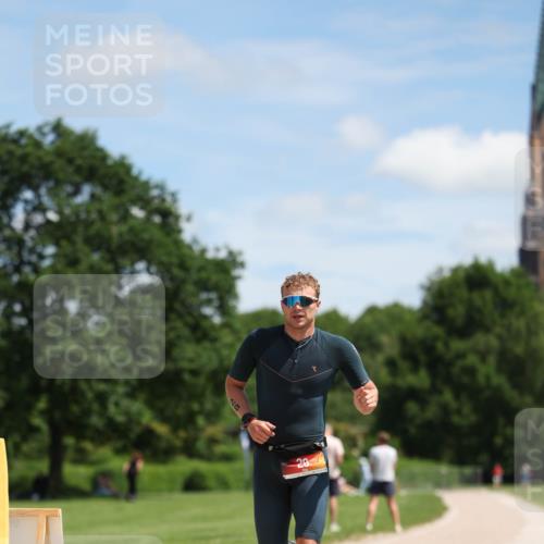 21.06.2026 - Viking Triathlon Michael Strokosch http://msf.ph/oto/9832164 21.06.2026 12:55:10 Laufen 28 meine-sportfotos.de