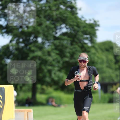 21.06.2026 - Viking Triathlon Michael Strokosch http://msf.ph/oto/9832191 21.06.2026 12:55:54 Laufen 4 meine-sportfotos.de