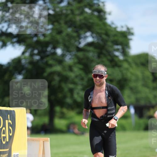 21.06.2026 - Viking Triathlon Michael Strokosch http://msf.ph/oto/9832193 21.06.2026 12:55:55 Laufen 4, 14 meine-sportfotos.de
