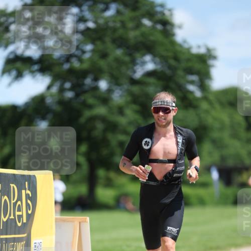 21.06.2026 - Viking Triathlon Michael Strokosch http://msf.ph/oto/9832194 21.06.2026 12:55:55 Laufen 4, 14 meine-sportfotos.de