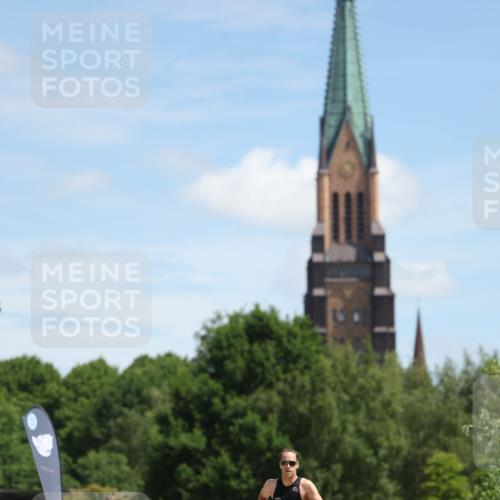 21.06.2026 - Viking Triathlon Michael Strokosch http://msf.ph/oto/9832228 21.06.2026 12:56:40 Laufen 487 meine-sportfotos.de