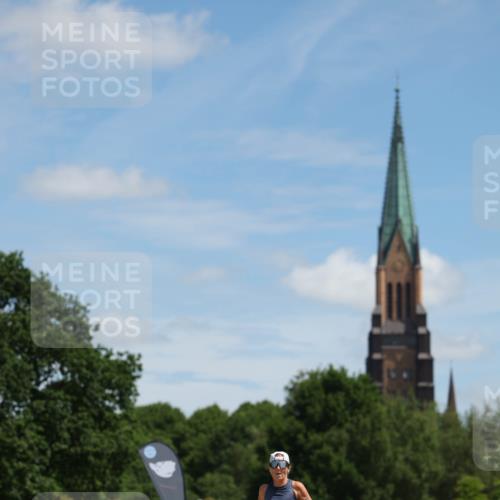 21.06.2026 - Viking Triathlon Michael Strokosch http://msf.ph/oto/9832250 21.06.2026 12:56:56 Laufen 637 meine-sportfotos.de