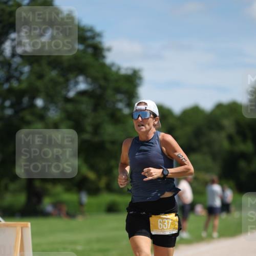 21.06.2026 - Viking Triathlon Michael Strokosch http://msf.ph/oto/9832255 21.06.2026 12:56:58 Laufen 637 meine-sportfotos.de