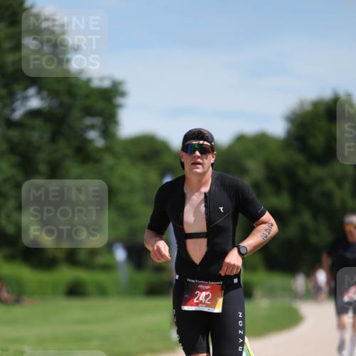 21.06.2026 - Viking Triathlon Michael Strokosch http://msf.ph/oto/9832335 21.06.2026 12:59:47 Laufen 242, 551 meine-sportfotos.de