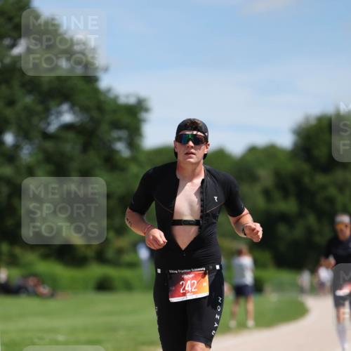 21.06.2026 - Viking Triathlon Michael Strokosch http://msf.ph/oto/9832336 21.06.2026 12:59:47 Laufen 242, 551 meine-sportfotos.de