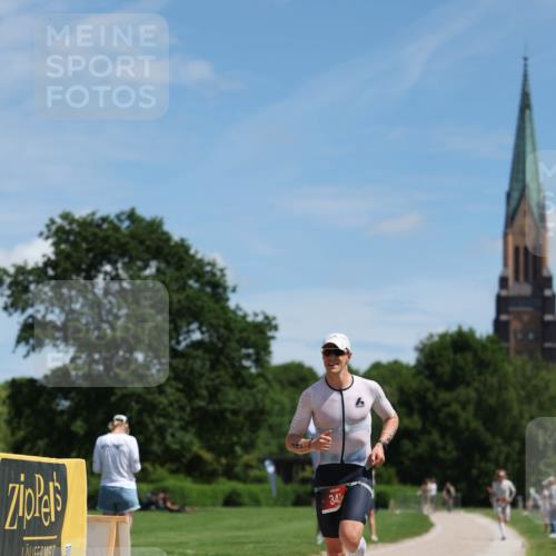 21.06.2026 - Viking Triathlon Michael Strokosch http://msf.ph/oto/9832361 21.06.2026 12:59:56 Laufen 342 meine-sportfotos.de