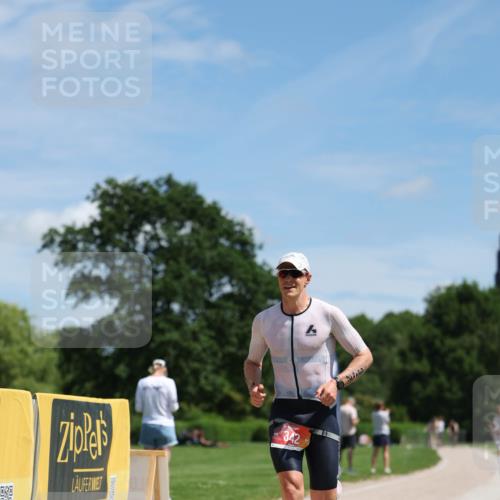 21.06.2026 - Viking Triathlon Michael Strokosch http://msf.ph/oto/9832363 21.06.2026 12:59:57 Laufen 342 meine-sportfotos.de