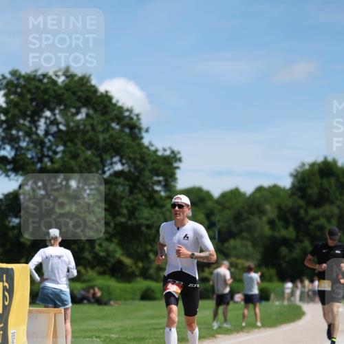 21.06.2026 - Viking Triathlon Michael Strokosch http://msf.ph/oto/9832404 21.06.2026 13:00:43 Laufen 425, 604 meine-sportfotos.de