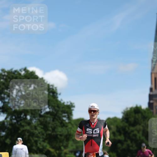 21.06.2026 - Viking Triathlon Michael Strokosch http://msf.ph/oto/9832448 21.06.2026 13:01:14 Laufen 328, 568 meine-sportfotos.de