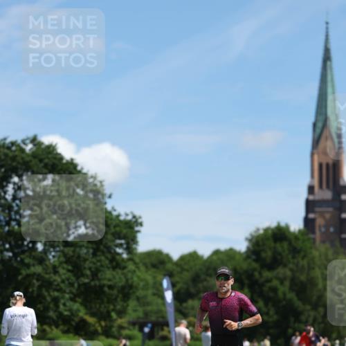 21.06.2026 - Viking Triathlon Michael Strokosch http://msf.ph/oto/9832456 21.06.2026 13:01:17 Laufen 328, 568 meine-sportfotos.de