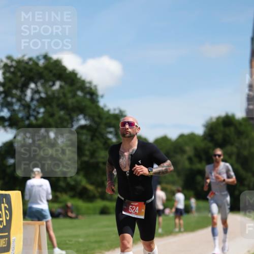 21.06.2026 - Viking Triathlon Michael Strokosch http://msf.ph/oto/9832485 21.06.2026 13:01:33 Laufen 21, 524 meine-sportfotos.de