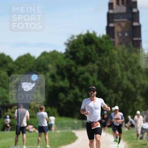 21.06.2026 - Viking Triathlon Michael Strokosch http://msf.ph/oto/9832496 21.06.2026 13:02:03 Laufen 285 meine-sportfotos.de