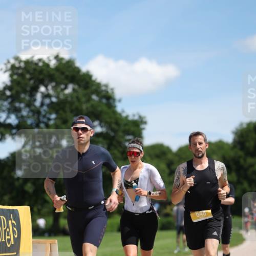 21.06.2026 - Viking Triathlon Michael Strokosch http://msf.ph/oto/9832563 21.06.2026 13:02:46 Laufen 82, 311, 391, 453, 648 meine-sportfotos.de