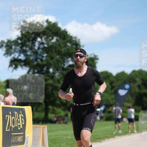 21.06.2026 - Viking Triathlon Michael Strokosch http://msf.ph/oto/9832579 21.06.2026 13:02:50 Laufen 41, 82, 170, 311, 391, 453, 648 meine-sportfotos.de