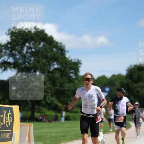 21.06.2026 - Viking Triathlon Michael Strokosch http://msf.ph/oto/9832654 21.06.2026 13:04:04 Laufen 86, 171, 508 meine-sportfotos.de