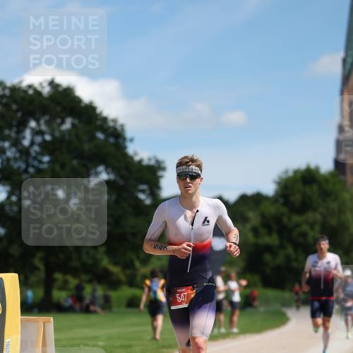 21.06.2026 - Viking Triathlon Michael Strokosch http://msf.ph/oto/9832717 21.06.2026 13:04:41 Laufen 31, 372, 547 meine-sportfotos.de