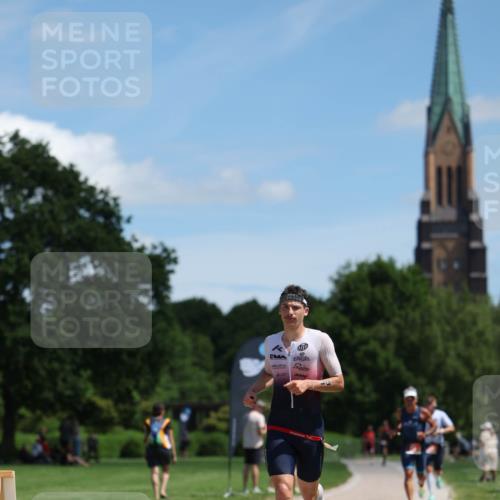 21.06.2026 - Viking Triathlon Michael Strokosch http://msf.ph/oto/9832723 21.06.2026 13:04:43 Laufen 31, 372, 547 meine-sportfotos.de
