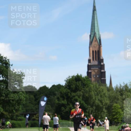 21.06.2026 - Viking Triathlon Michael Strokosch http://msf.ph/oto/9832748 21.06.2026 13:04:55 Laufen 467, 475 meine-sportfotos.de