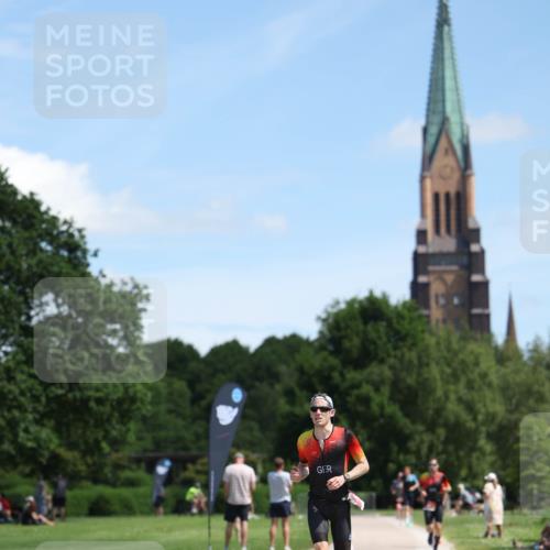 21.06.2026 - Viking Triathlon Michael Strokosch http://msf.ph/oto/9832752 21.06.2026 13:04:56 Laufen 467, 475 meine-sportfotos.de