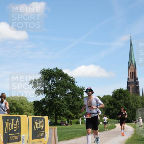 21.06.2026 - Viking Triathlon Michael Strokosch http://msf.ph/oto/9833004 21.06.2026 13:08:27 Laufen 8, 16, 142, 348 meine-sportfotos.de