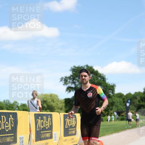 21.06.2026 - Viking Triathlon Michael Strokosch http://msf.ph/oto/9833019 21.06.2026 13:08:33 Laufen 142 meine-sportfotos.de