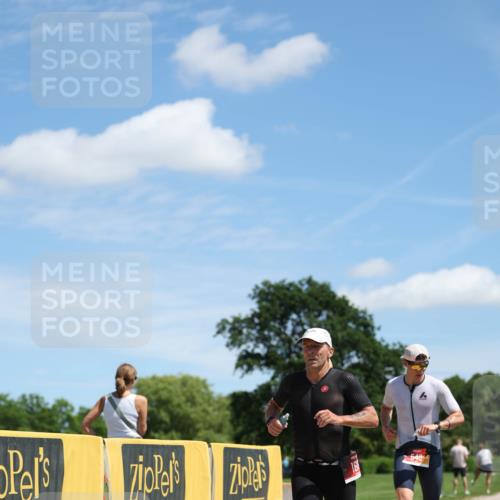 21.06.2026 - Viking Triathlon Michael Strokosch http://msf.ph/oto/9833058 21.06.2026 13:09:31 Laufen 166, 548 meine-sportfotos.de
