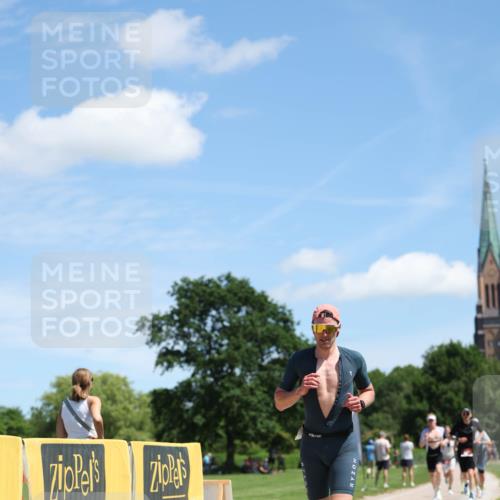 21.06.2026 - Viking Triathlon Michael Strokosch http://msf.ph/oto/9833134 21.06.2026 13:10:27 Laufen 55, 58, 103, 126, 136, 380, 527 meine-sportfotos.de