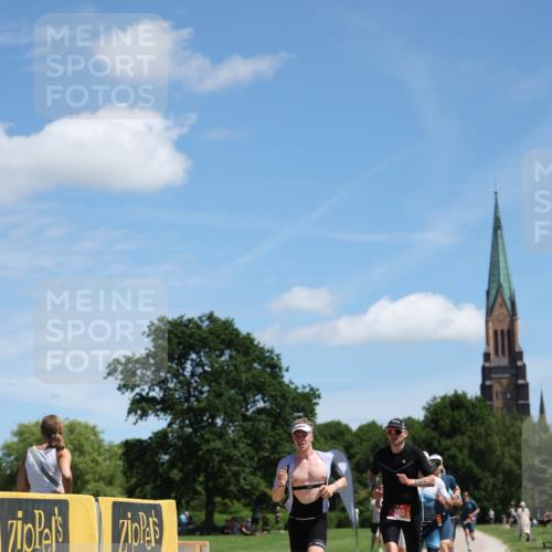 21.06.2026 - Viking Triathlon Michael Strokosch http://msf.ph/oto/9833144 21.06.2026 13:10:31 Laufen 55, 58, 103, 126, 136, 380, 527 meine-sportfotos.de