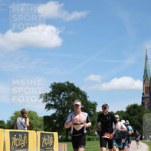 21.06.2026 - Viking Triathlon Michael Strokosch http://msf.ph/oto/9833147 21.06.2026 13:10:32 Laufen 58, 73, 103, 126, 136, 380, 527 meine-sportfotos.de