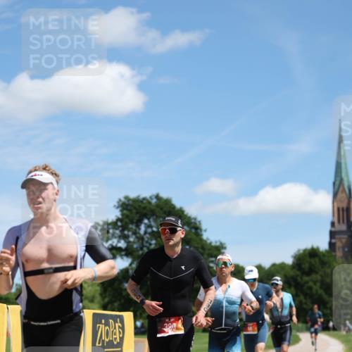 21.06.2026 - Viking Triathlon Michael Strokosch http://msf.ph/oto/9833150 21.06.2026 13:10:33 Laufen 58, 73, 103, 126, 136, 380, 527 meine-sportfotos.de