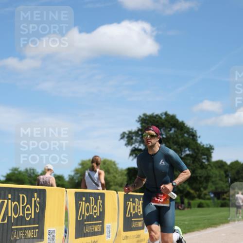 21.06.2026 - Viking Triathlon Michael Strokosch http://msf.ph/oto/9833165 21.06.2026 13:10:41 Laufen 73 meine-sportfotos.de