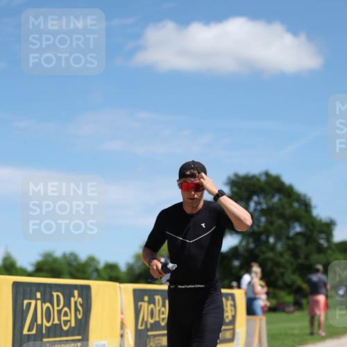 21.06.2026 - Viking Triathlon Michael Strokosch http://msf.ph/oto/9833356 21.06.2026 13:13:33 Laufen 38, 227, 302, 459 meine-sportfotos.de