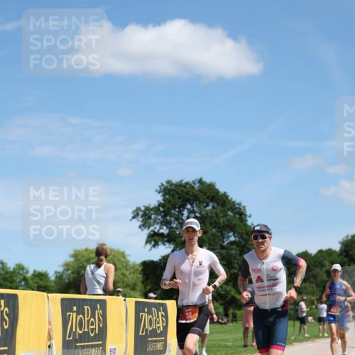 21.06.2026 - Viking Triathlon Michael Strokosch http://msf.ph/oto/9833363 21.06.2026 13:13:39 Laufen 38, 186, 227, 271, 459, 556 meine-sportfotos.de