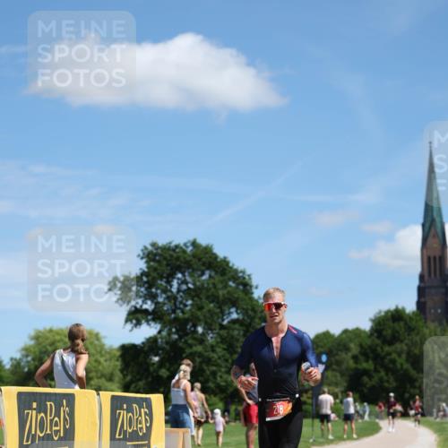 21.06.2026 - Viking Triathlon Michael Strokosch http://msf.ph/oto/9833408 21.06.2026 13:13:59 Laufen 95, 162, 218 meine-sportfotos.de