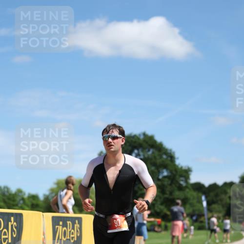 21.06.2026 - Viking Triathlon Michael Strokosch http://msf.ph/oto/9833434 21.06.2026 13:14:28 Laufen 64, 90, 168 meine-sportfotos.de