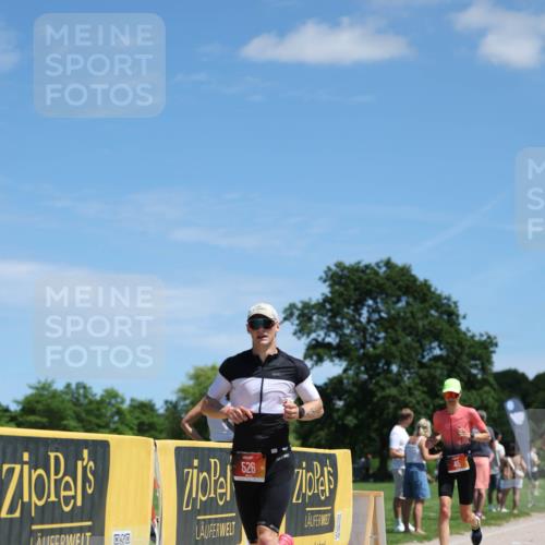 21.06.2026 - Viking Triathlon Michael Strokosch http://msf.ph/oto/9833648 21.06.2026 13:17:19 Laufen 45, 151, 188, 359, 526, 553, 565 meine-sportfotos.de